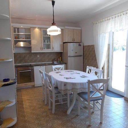 Apartment Sladic Njivice Eksteriør bilde